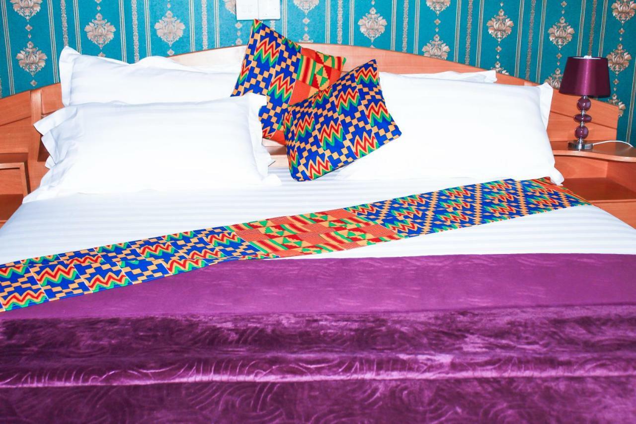 Exotic Palace Hotel テマ エクステリア 写真